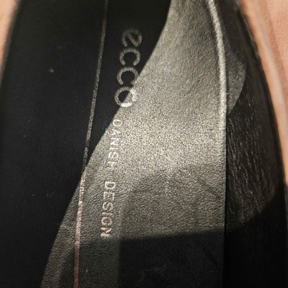 Ecco shoes - Picture 3 of 4